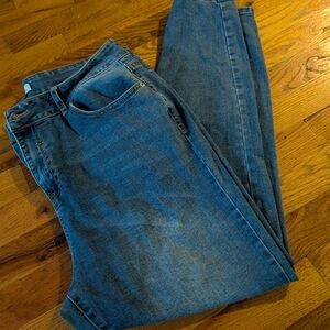 Forever 21‎ Blue Denim Jeans